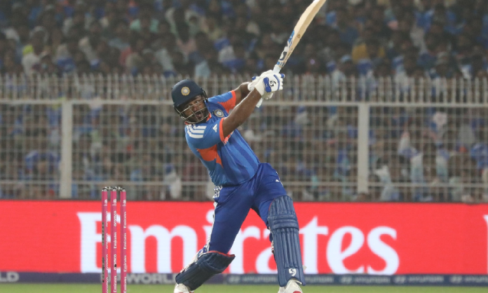 Hafeez, Basit Compare Samson to Kohli
